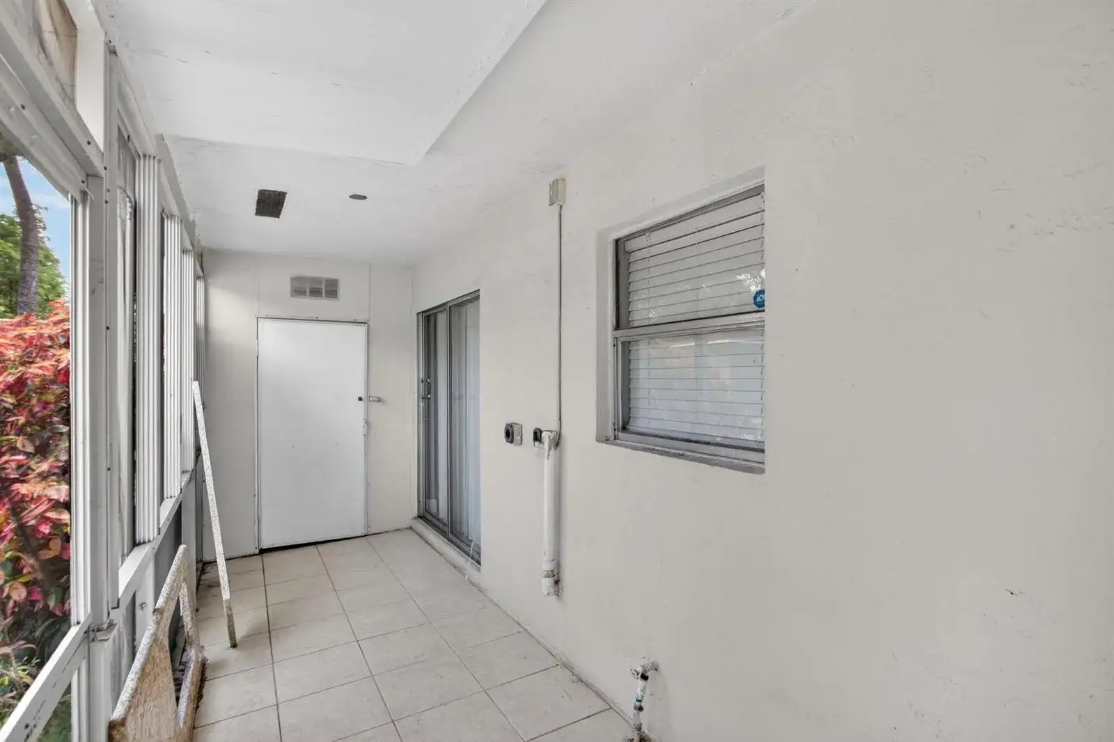 2004 SW Natura Boulevard # D, Deerfield Beach FL 33441 photo 3
