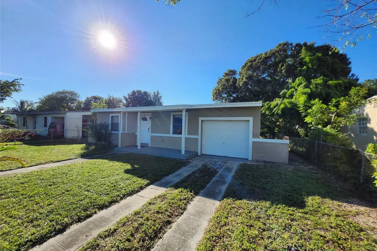 942 NW 12th Street, Fort Lauderdale FL 33311