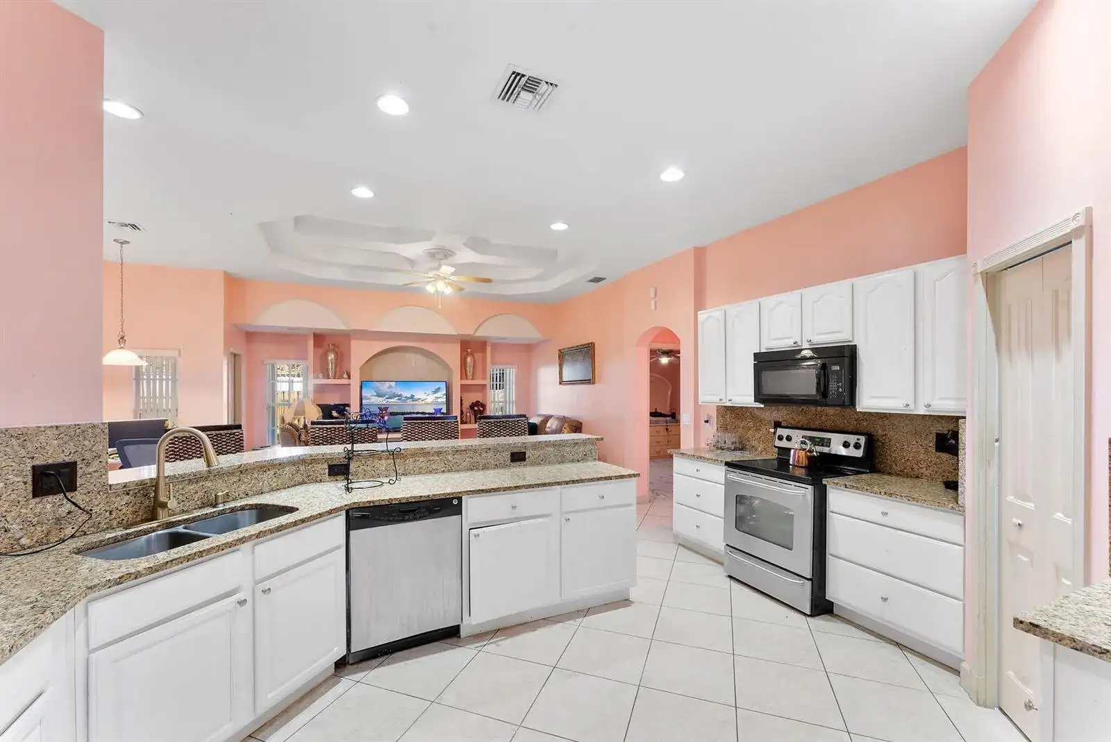 534 SW Halifax Avenue, Port St. Lucie FL 34953 photo 3