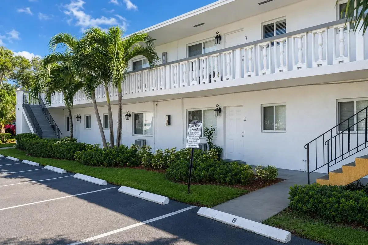 701 SW 14th Avenue # 2, Fort Lauderdale FL 33312