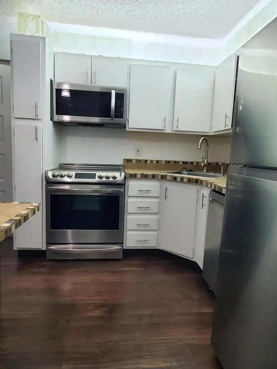 603 Sea Pine Way # B2, FL 33415 photo 5