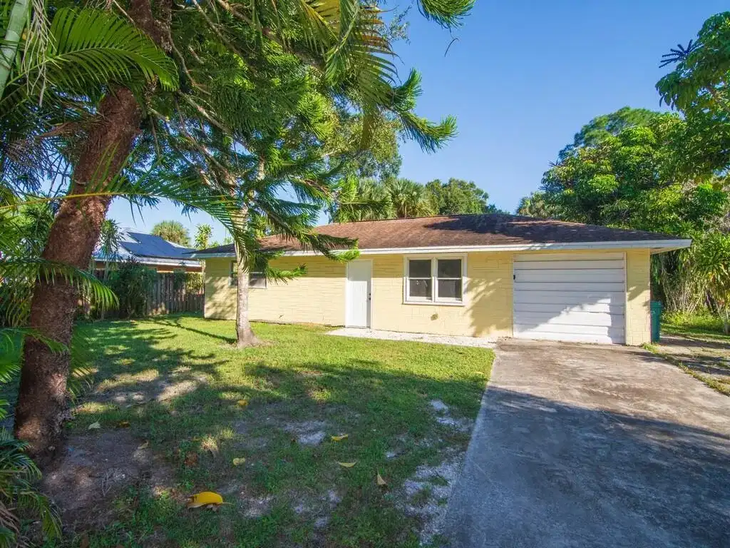 8604 Brookline Avenue, Fort Pierce FL 34951