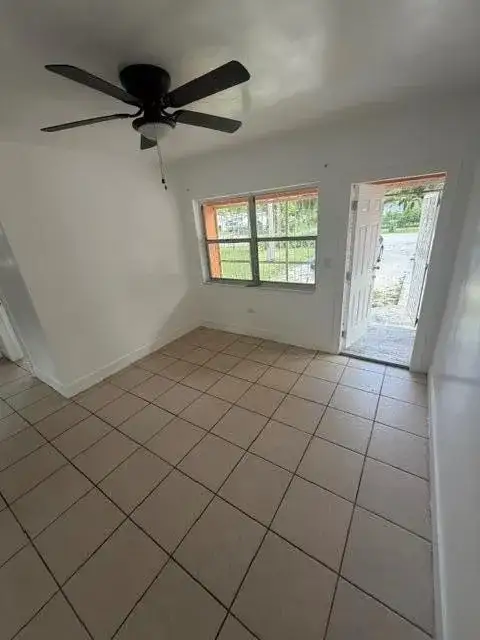 648 NE 139th Street, North Miami FL 33161 photo 2