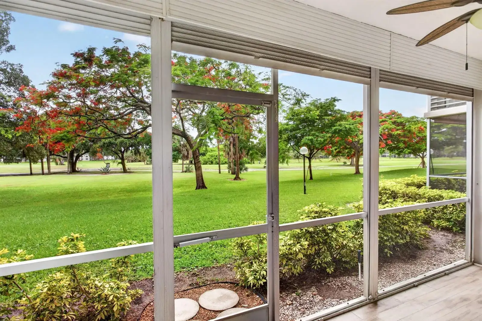 3520 Oaks Way # 110, Pompano Beach FL 33069 photo 4