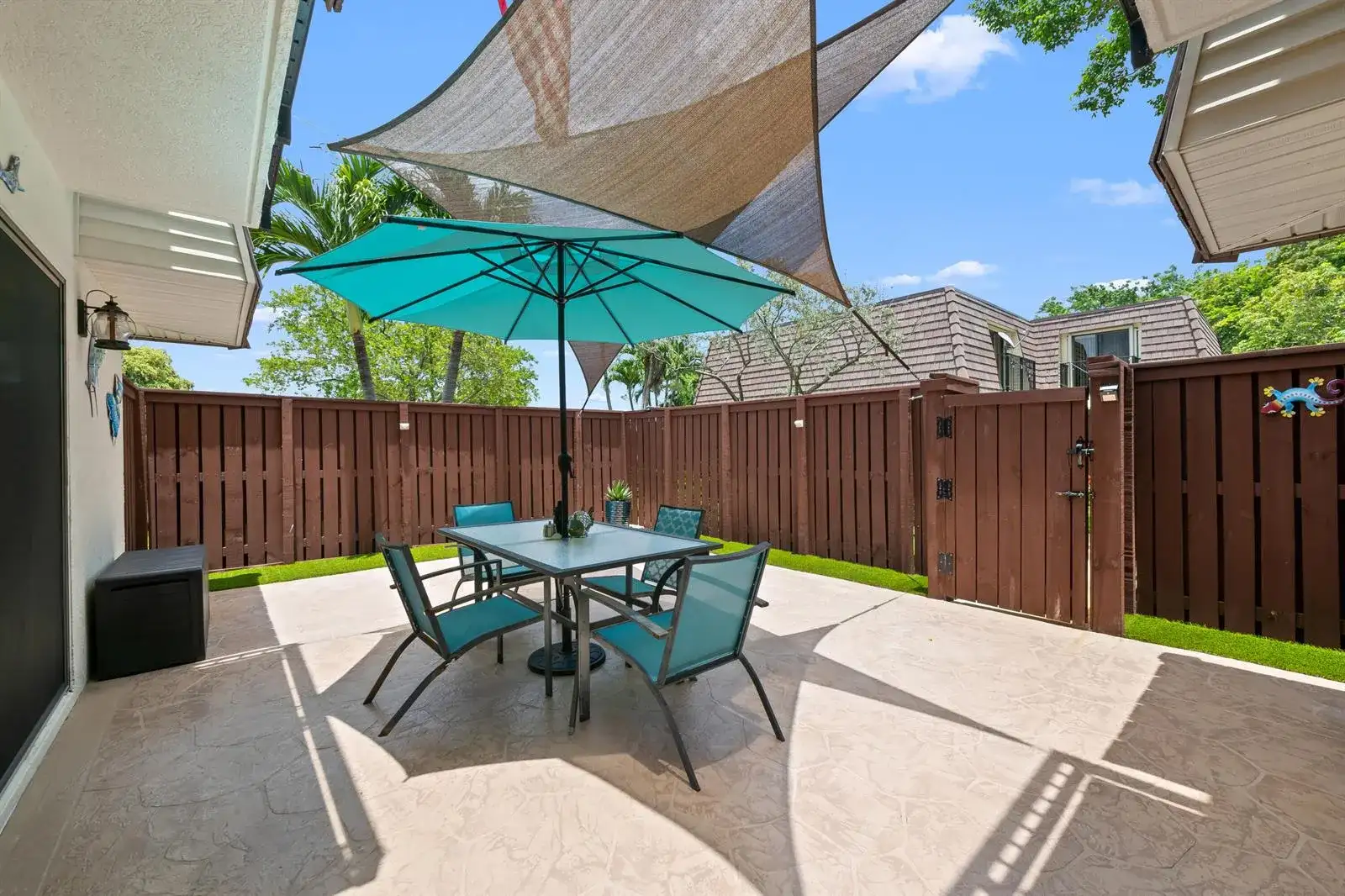 2512 SW 15th Street, Deerfield Beach FL 33442 photo 4