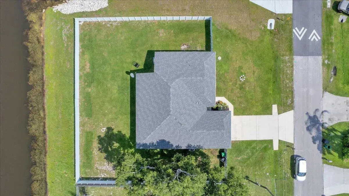 449 SE Whitmore Drive, Port St. Lucie FL 34984