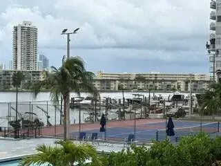 2780 NE 183rd Street # 504, Aventura FL 33160