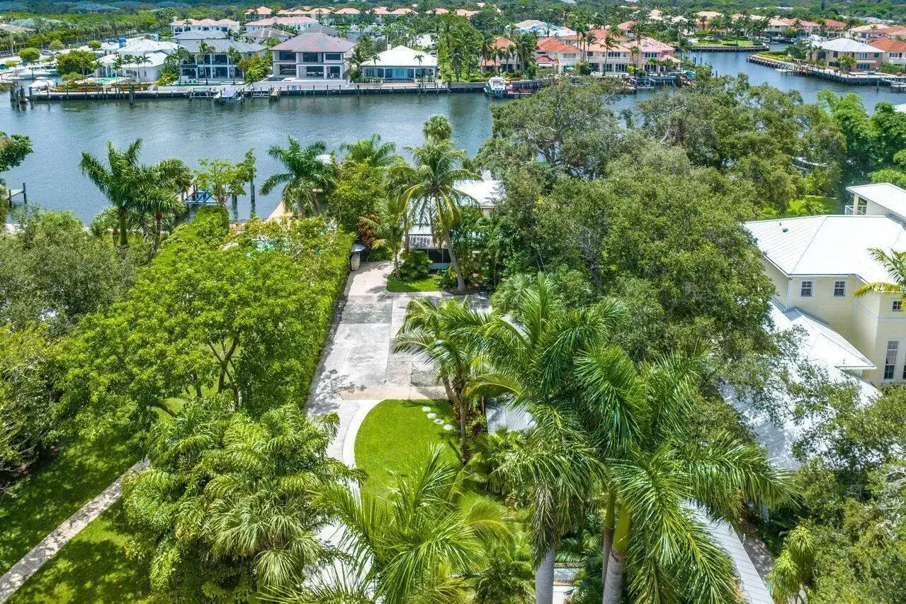 11091 Ellison Wilson Road, North Palm Beach FL 33408 photo 3