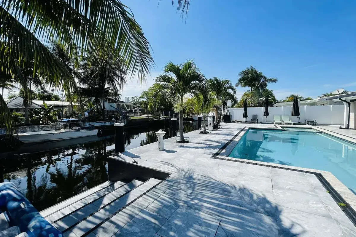 2531 Gulfstream Lane, Fort Lauderdale FL 33312