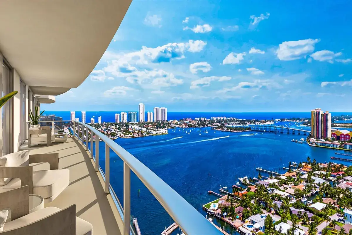 220 Lake Shore Drive # 1111, Lake Park FL 33403