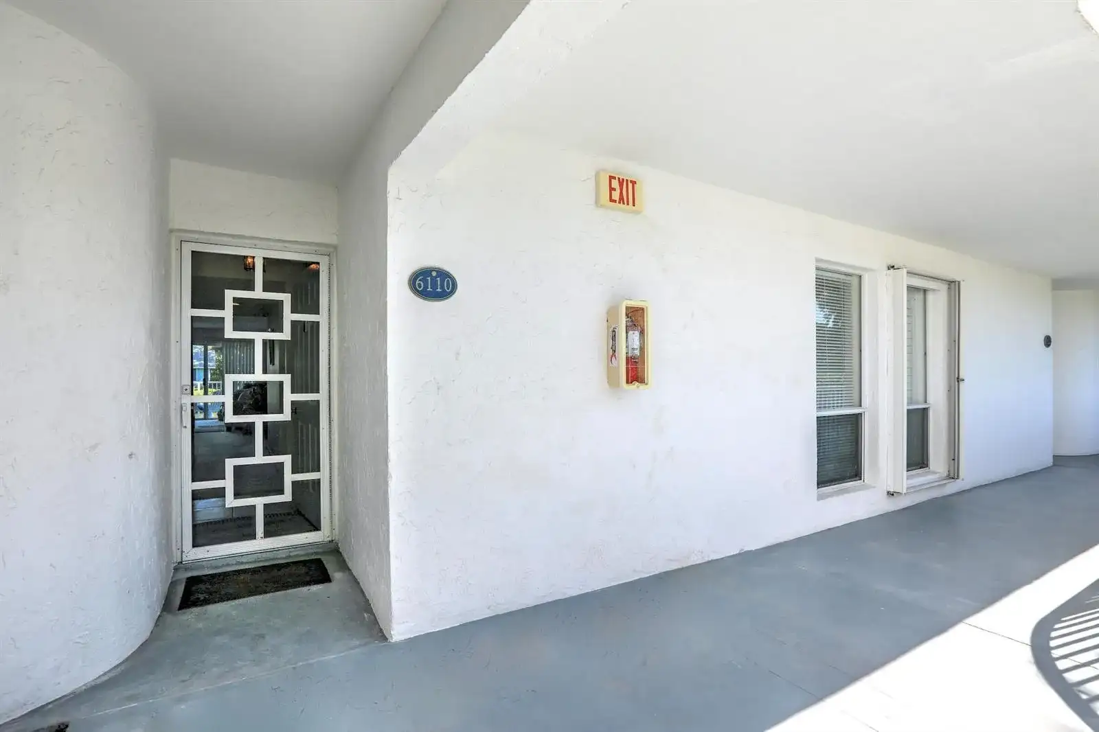 6110 S River Run Drive, Sebastian FL 32958 photo 4
