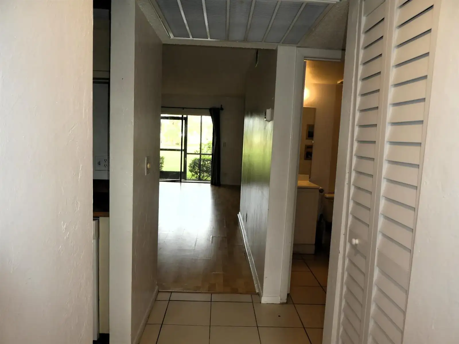 7149 Golf Colony Court # 102, Lake Worth FL 33467 photo 2