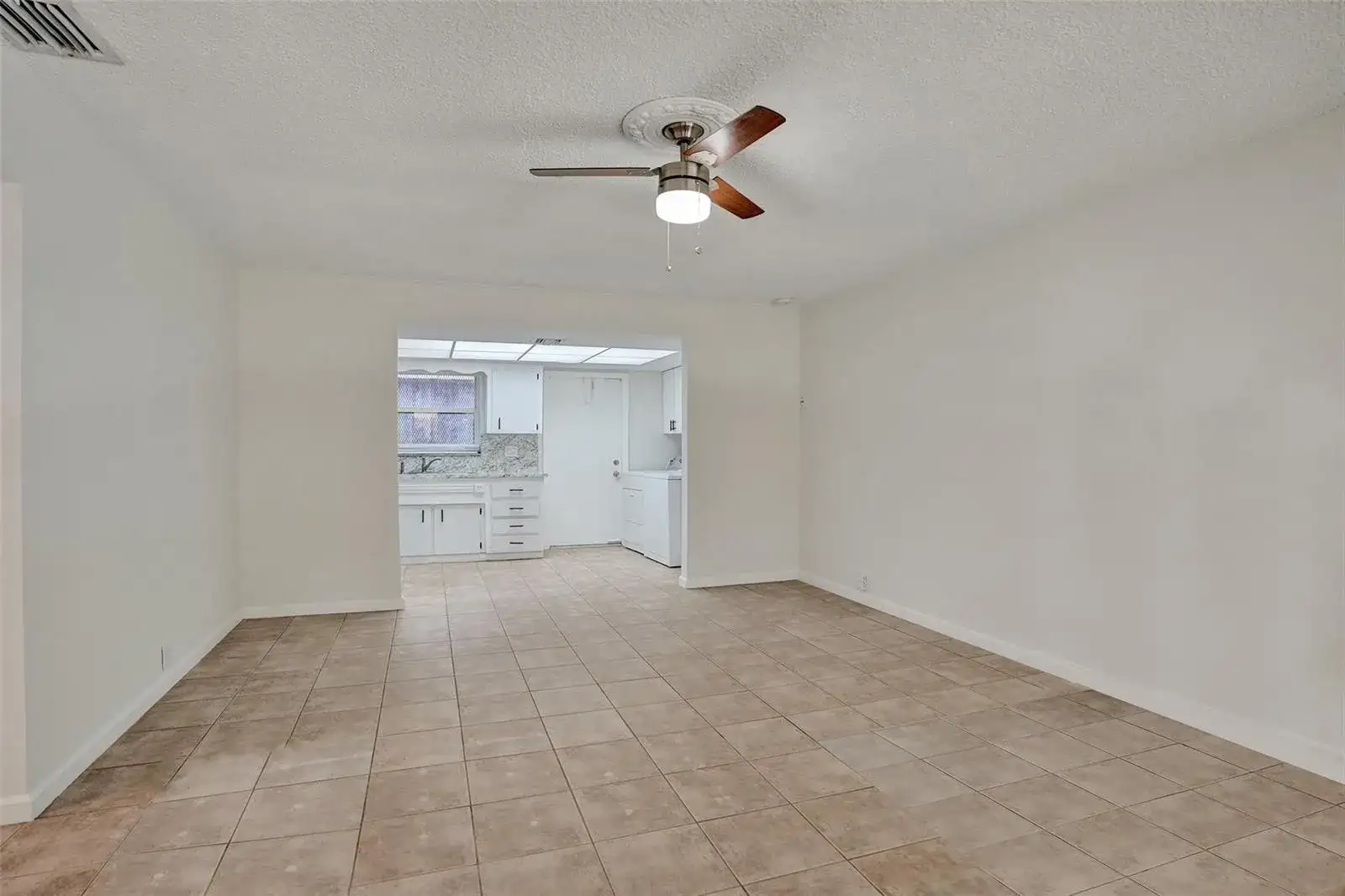 4240 NW 21st Avenue # 2, Oakland Park FL 33309 photo 2