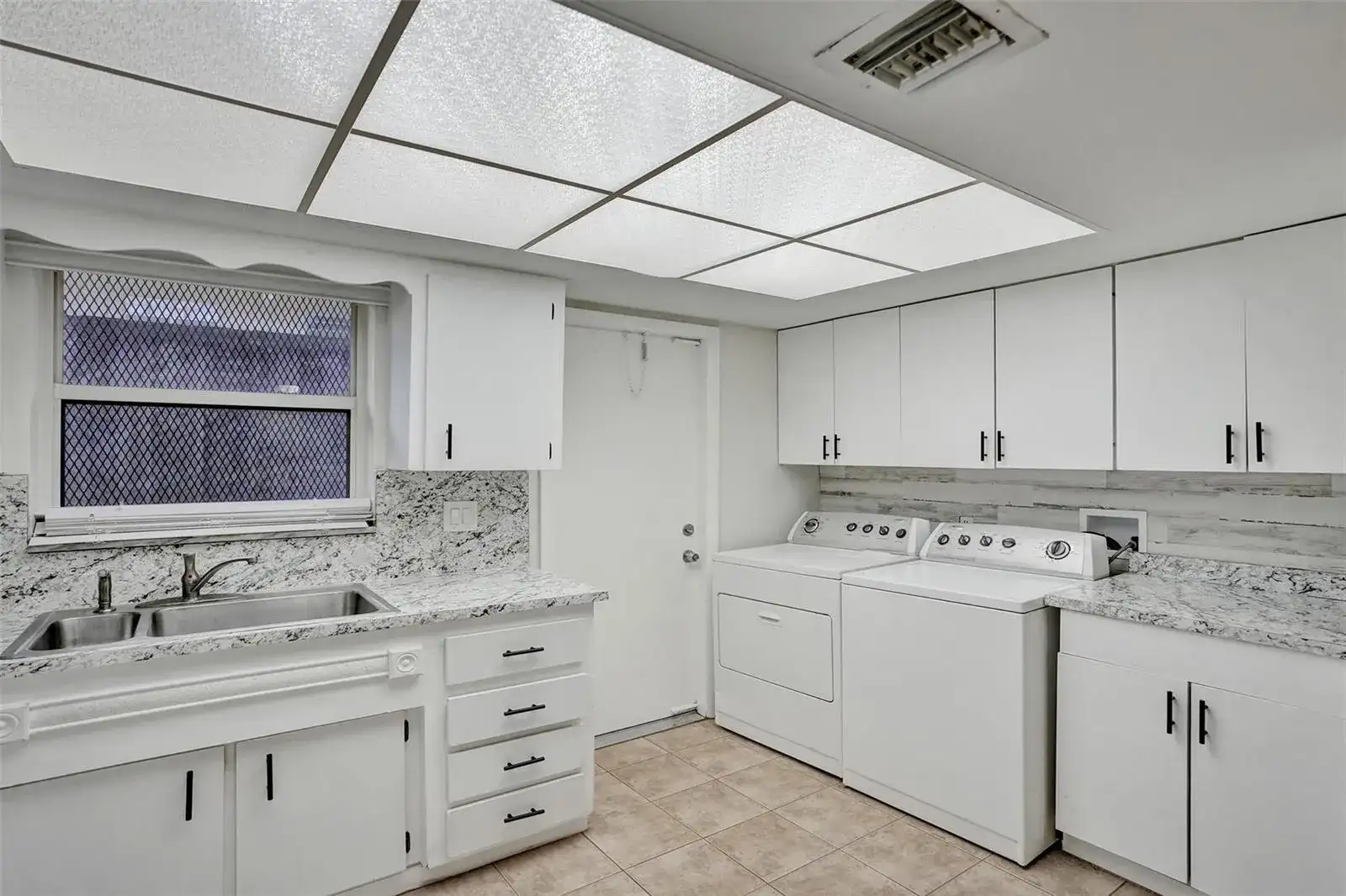 4240 NW 21st Avenue # 2, Oakland Park FL 33309 photo 5