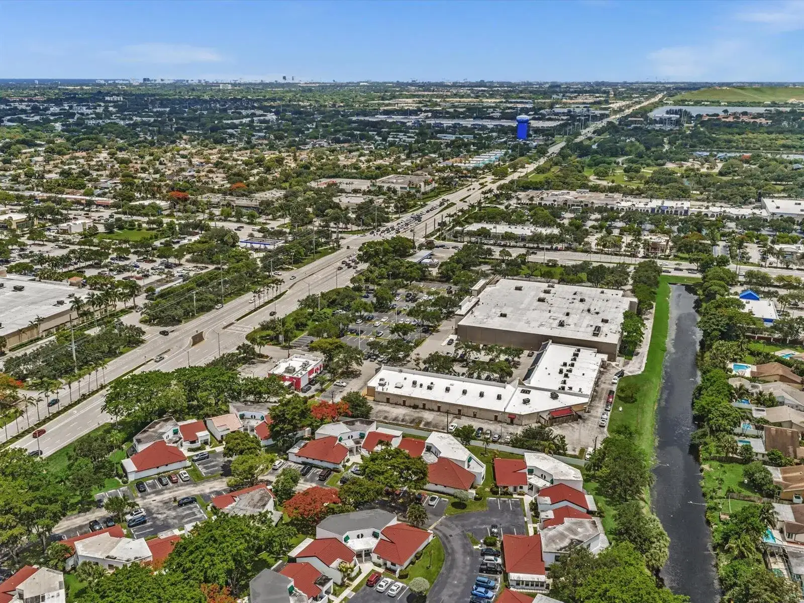 299 NW 36th Avenue, Deerfield Beach FL 33442 photo 2