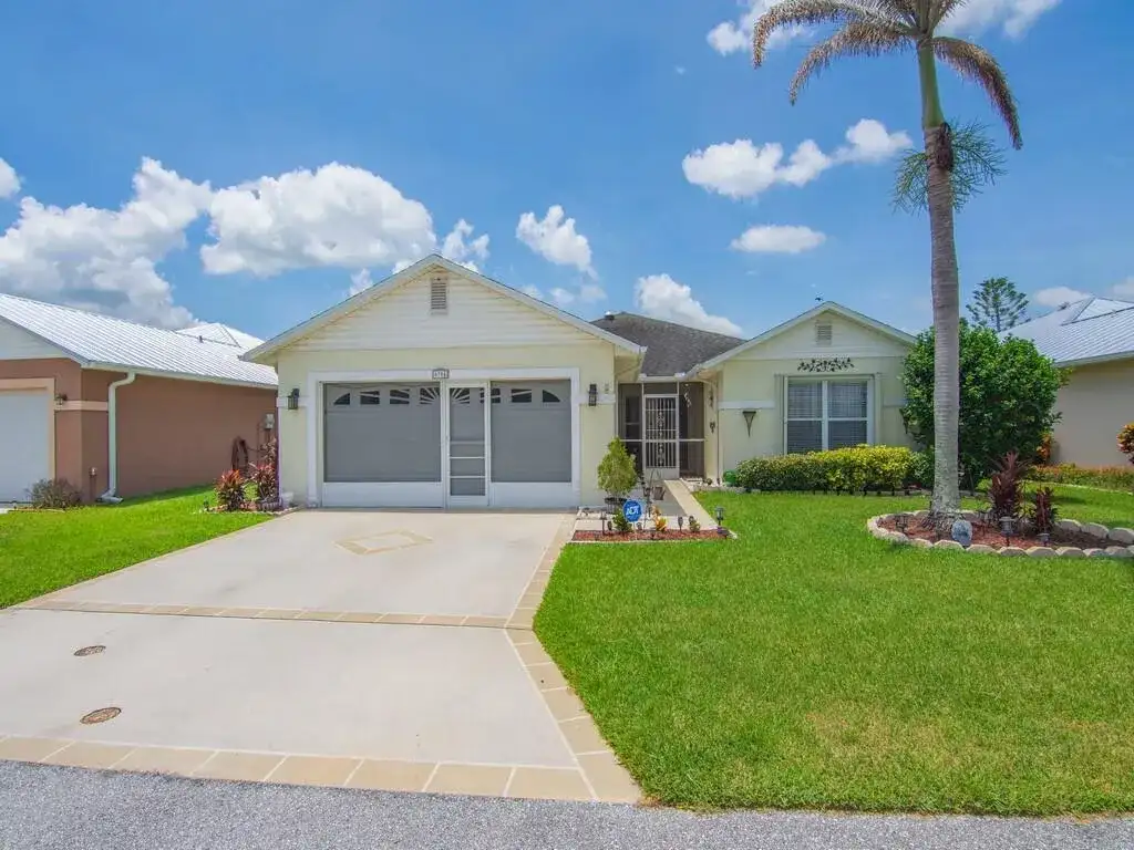 6704 Picante Circle, Fort Pierce FL 34951 photo 2