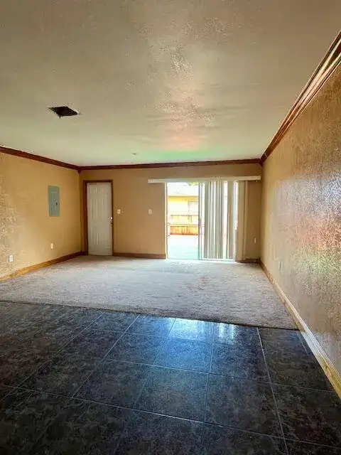 3930 NW 207 St Road, Miami Gardens FL 33055 photo 4