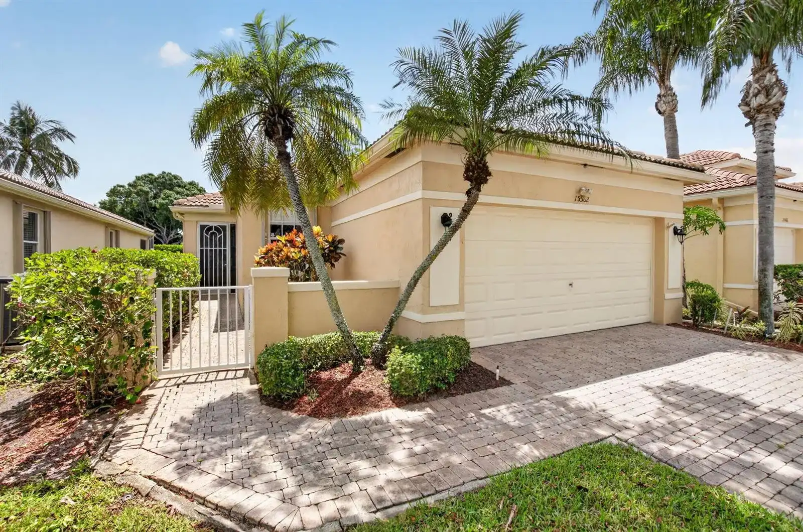 15562 Fiorenza Circle, Delray Beach FL 33446