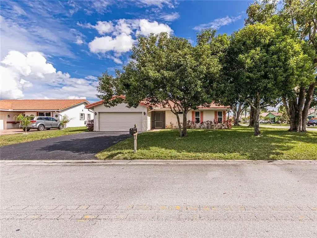 7000 NW 107th Avenue, Tamarac FL 33321 photo 2