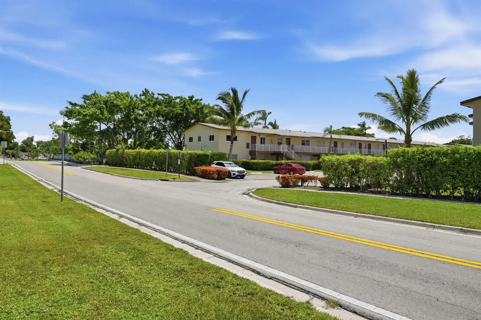 7505 NW 5th Place # 203, Margate FL 33063 photo 2