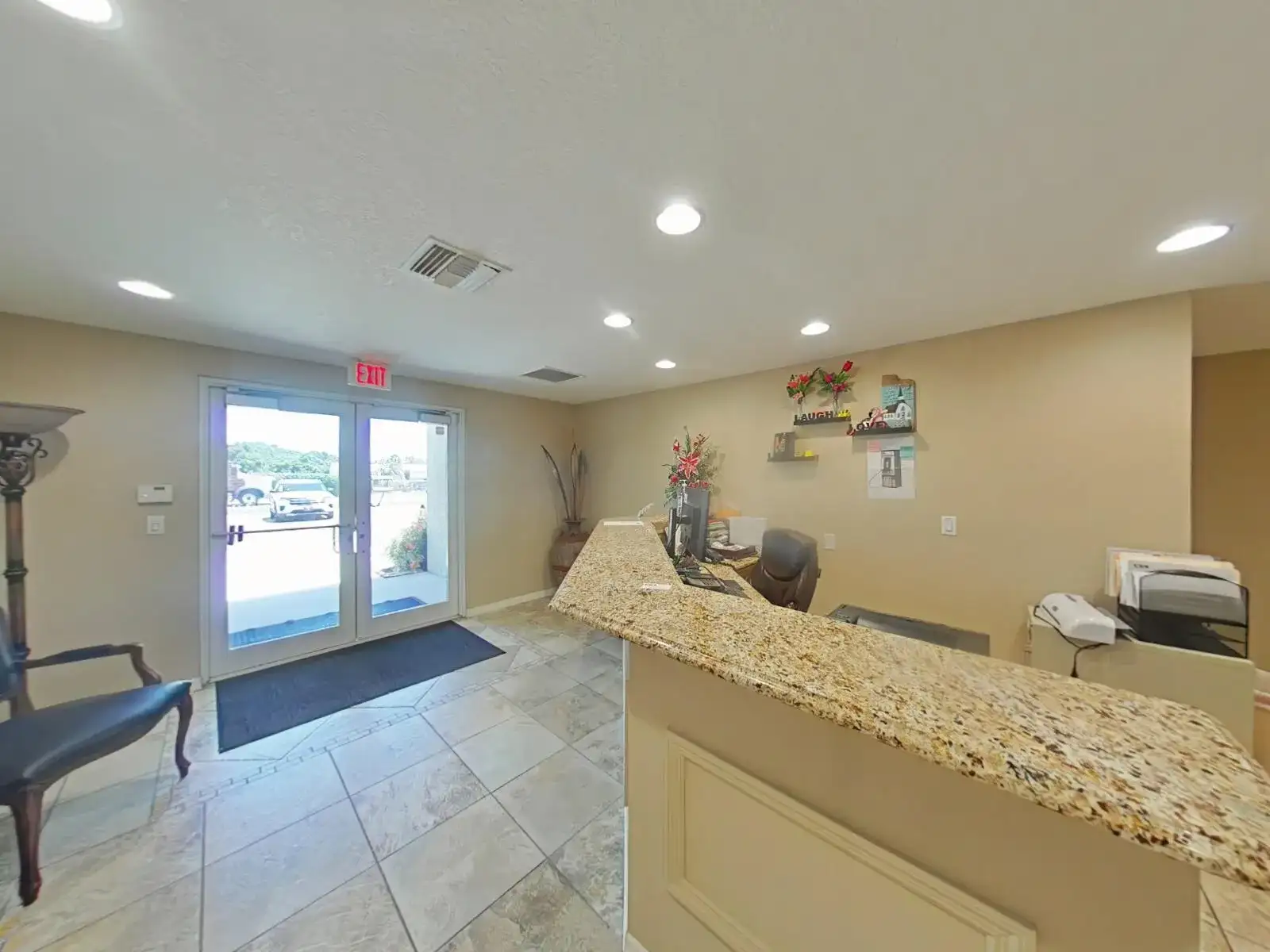 806 NW 9th Street, Okeechobee FL 34972 photo 4