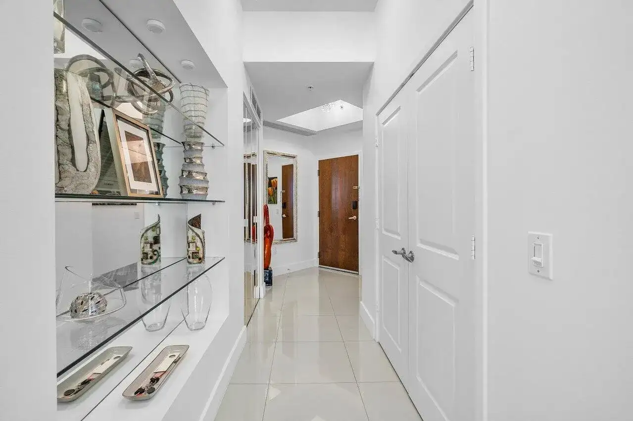 300 S Australian Avenue # 1418, West Palm Beach FL 33401 photo 3