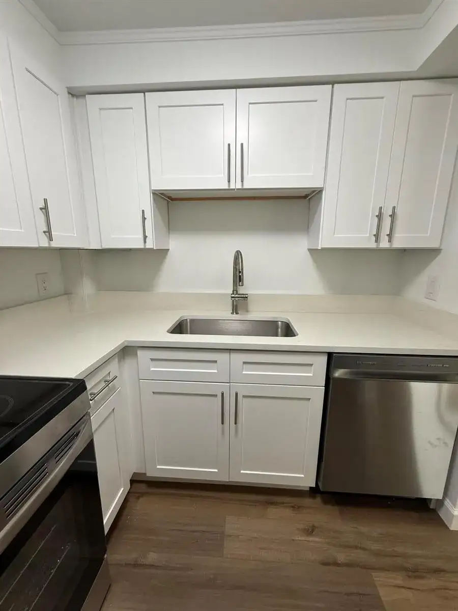 412 Northlake Court Apt 5, North Palm Beach FL 33408 photo 4