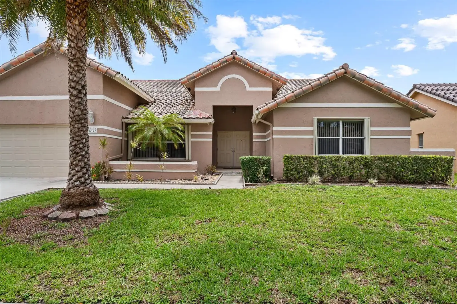 16146 NW 14th Court, Pembroke Pines FL 33028 photo 4