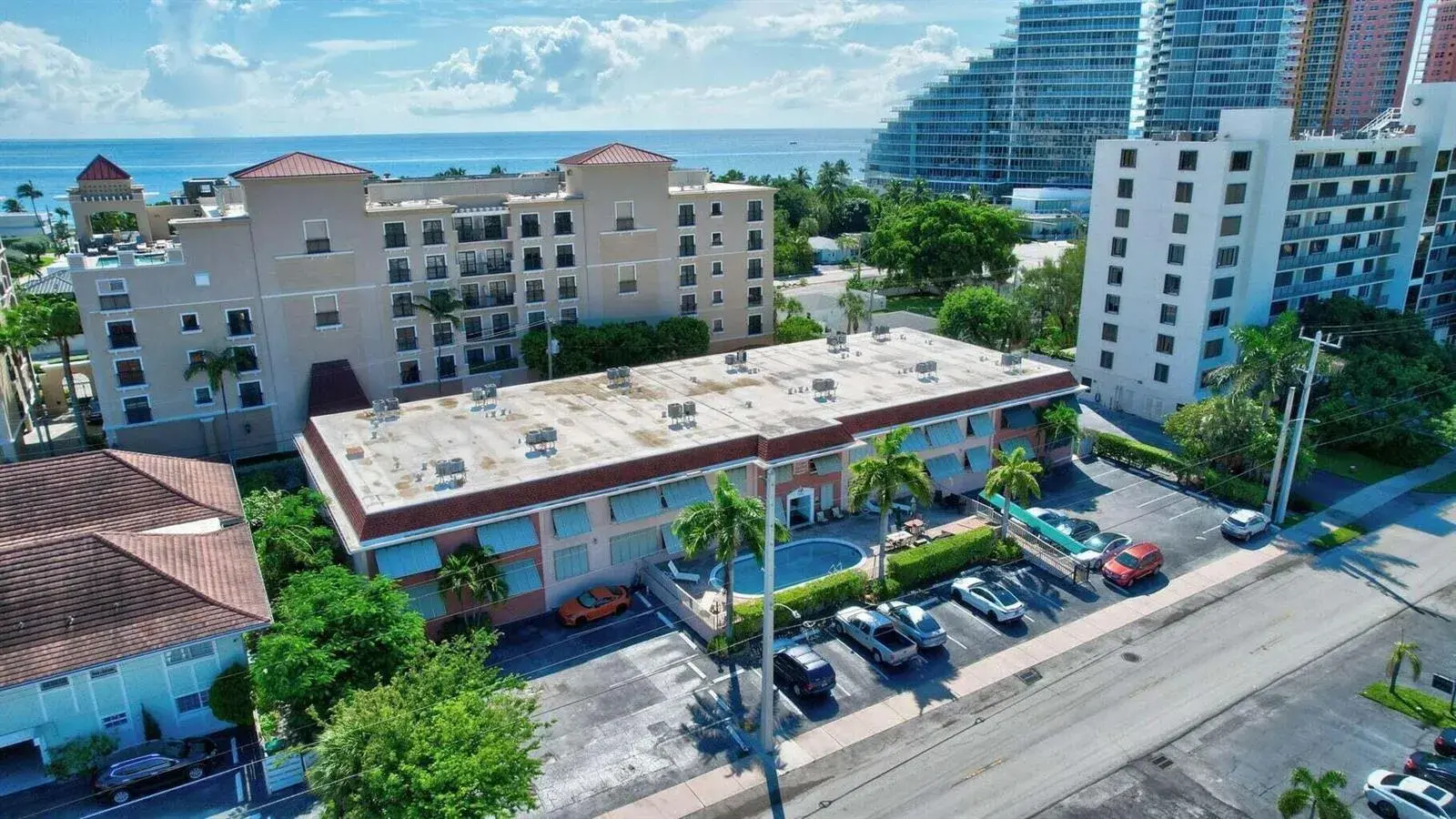 2400 NE 33rd Avenue # 211, Fort Lauderdale FL 33305