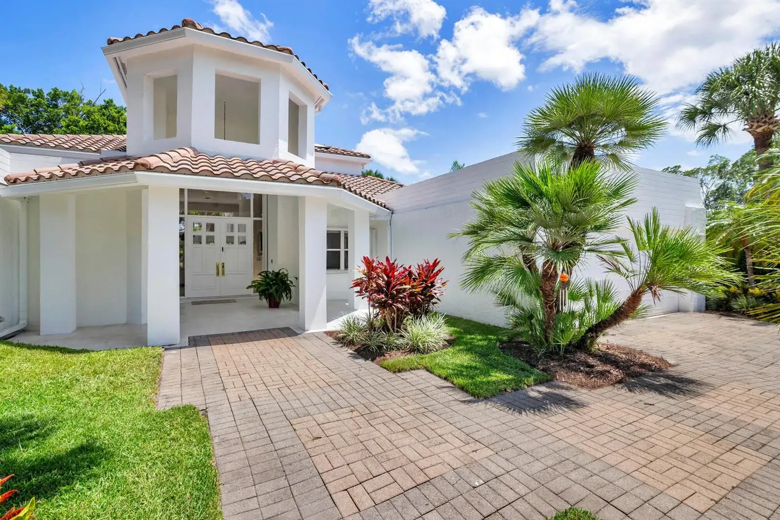 1084 Seagull Park Road S, West Palm Beach FL 33411 photo 4