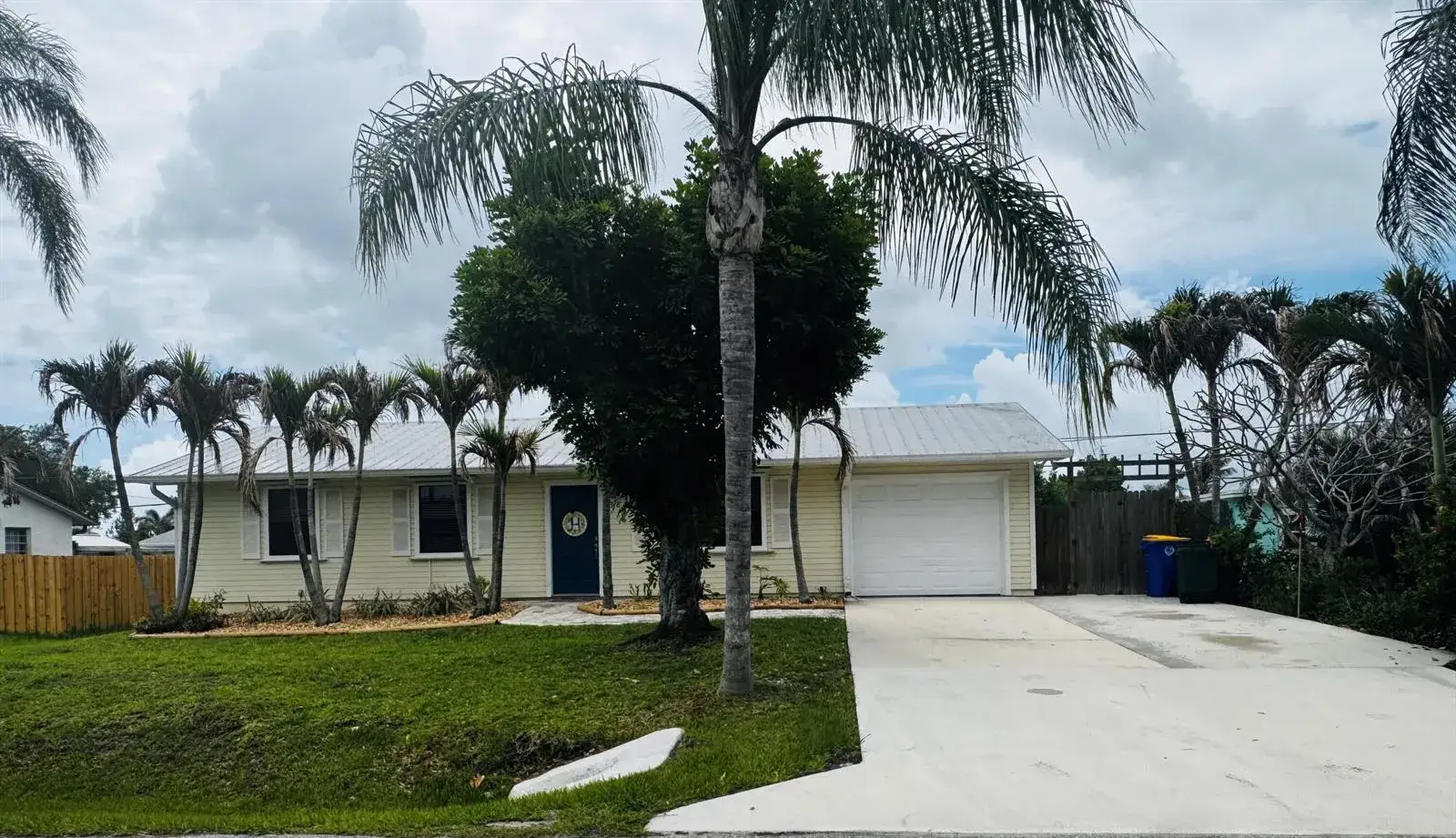 1918 SE Monroe Street, Stuart FL 34997