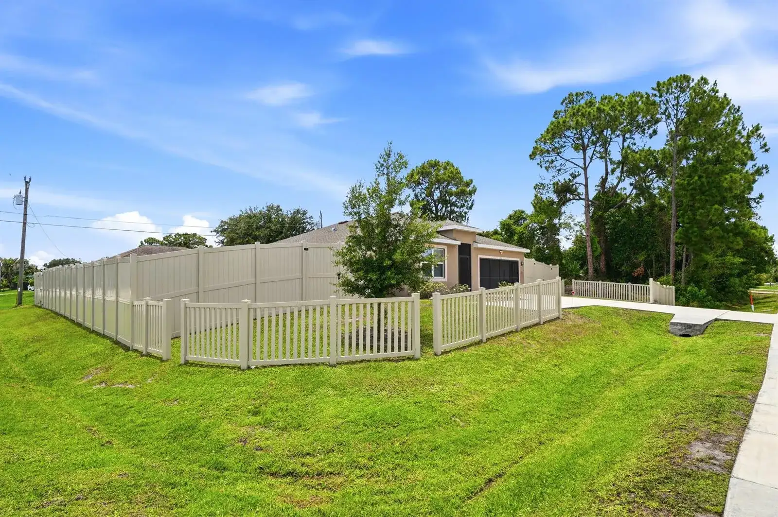 1572 SW Paar Drive, Port St. Lucie FL 34953 photo 3