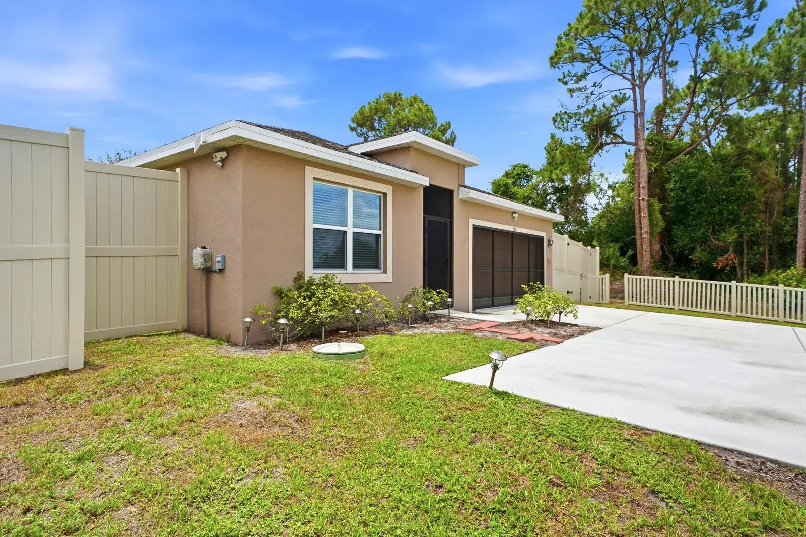 1572 SW Paar Drive, Port St. Lucie FL 34953