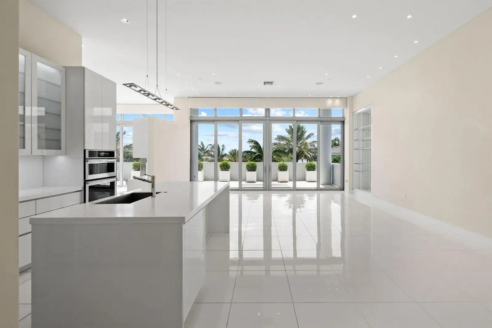 2 Water Club Way # 301, North Palm Beach FL 33408