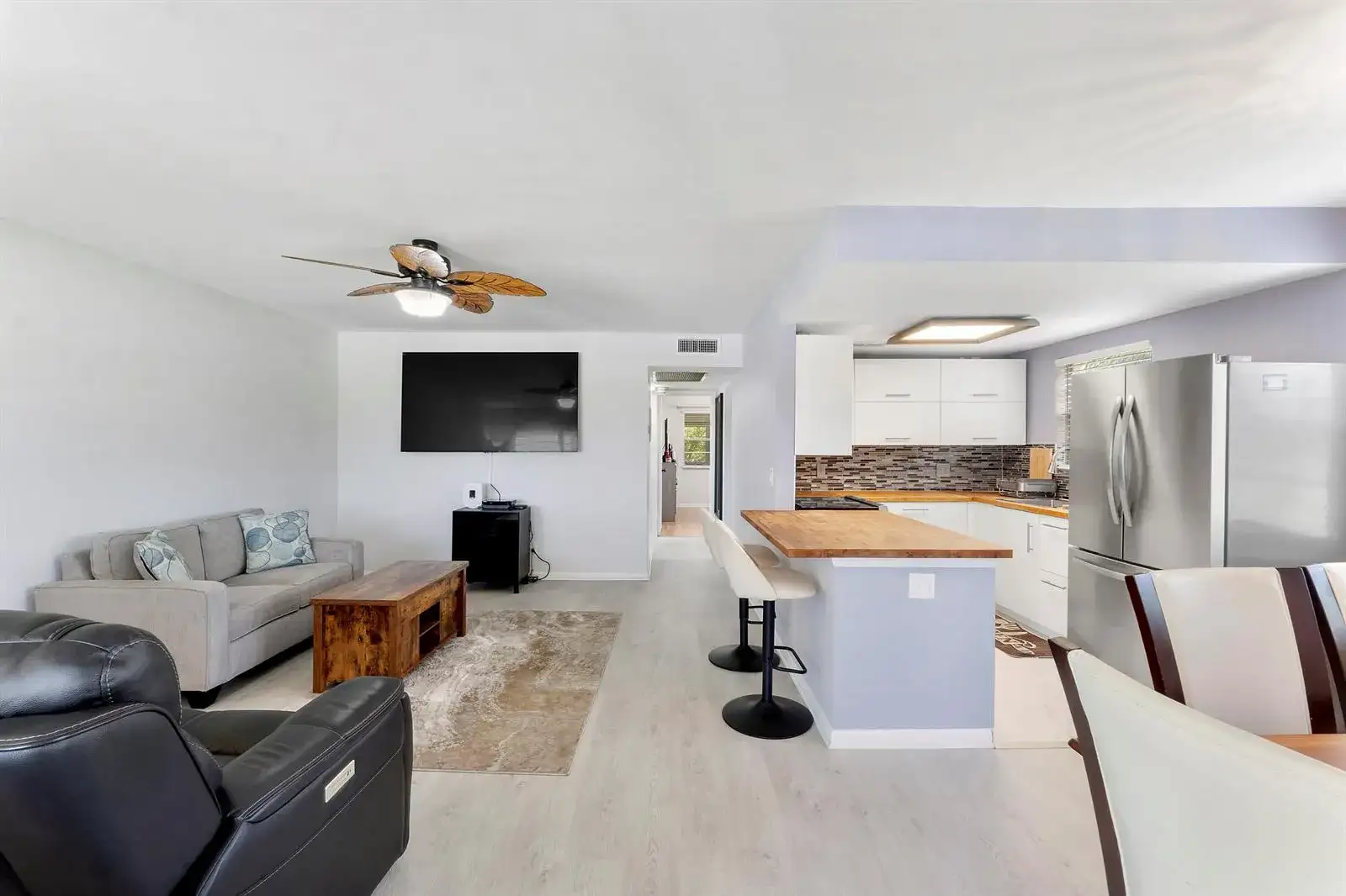 253 Prescott M, Deerfield Beach FL 33442 photo 2