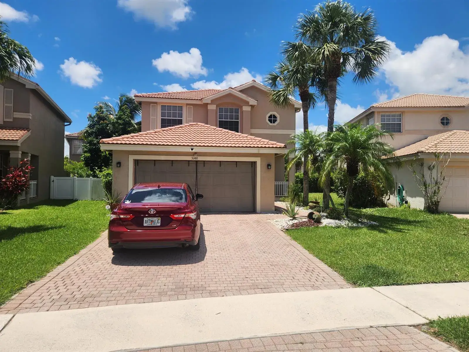 5148 S Aurora Lake Circle, FL 33463