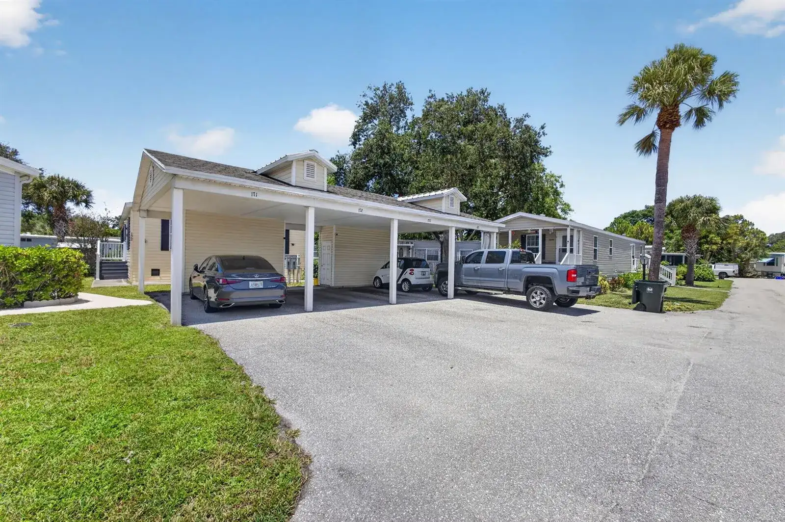170 Maple Avenue W, Palm Beach Gardens FL 33410 photo 2