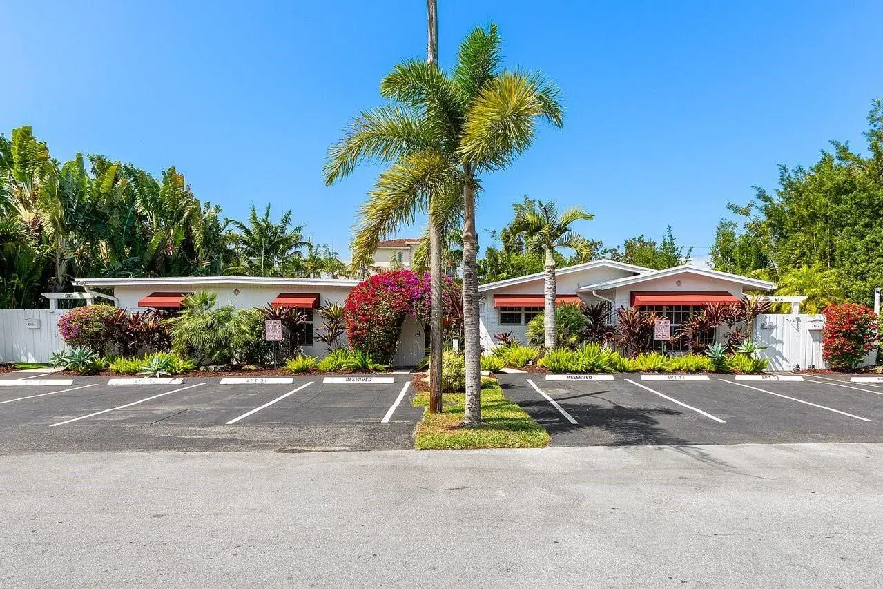 615 & 617 NE 9th Avenue, Fort Lauderdale FL 33304