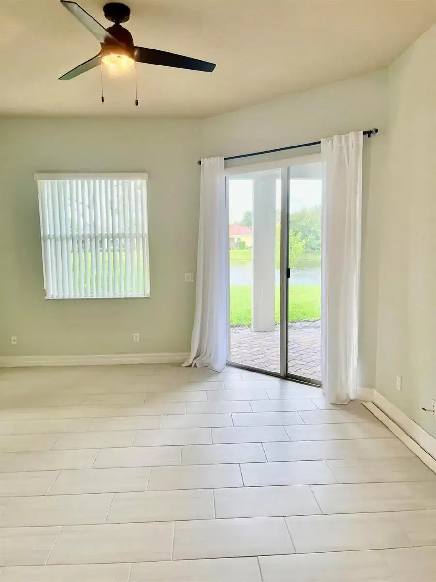 5579 55th Avenue, Vero Beach FL 32967 photo 2