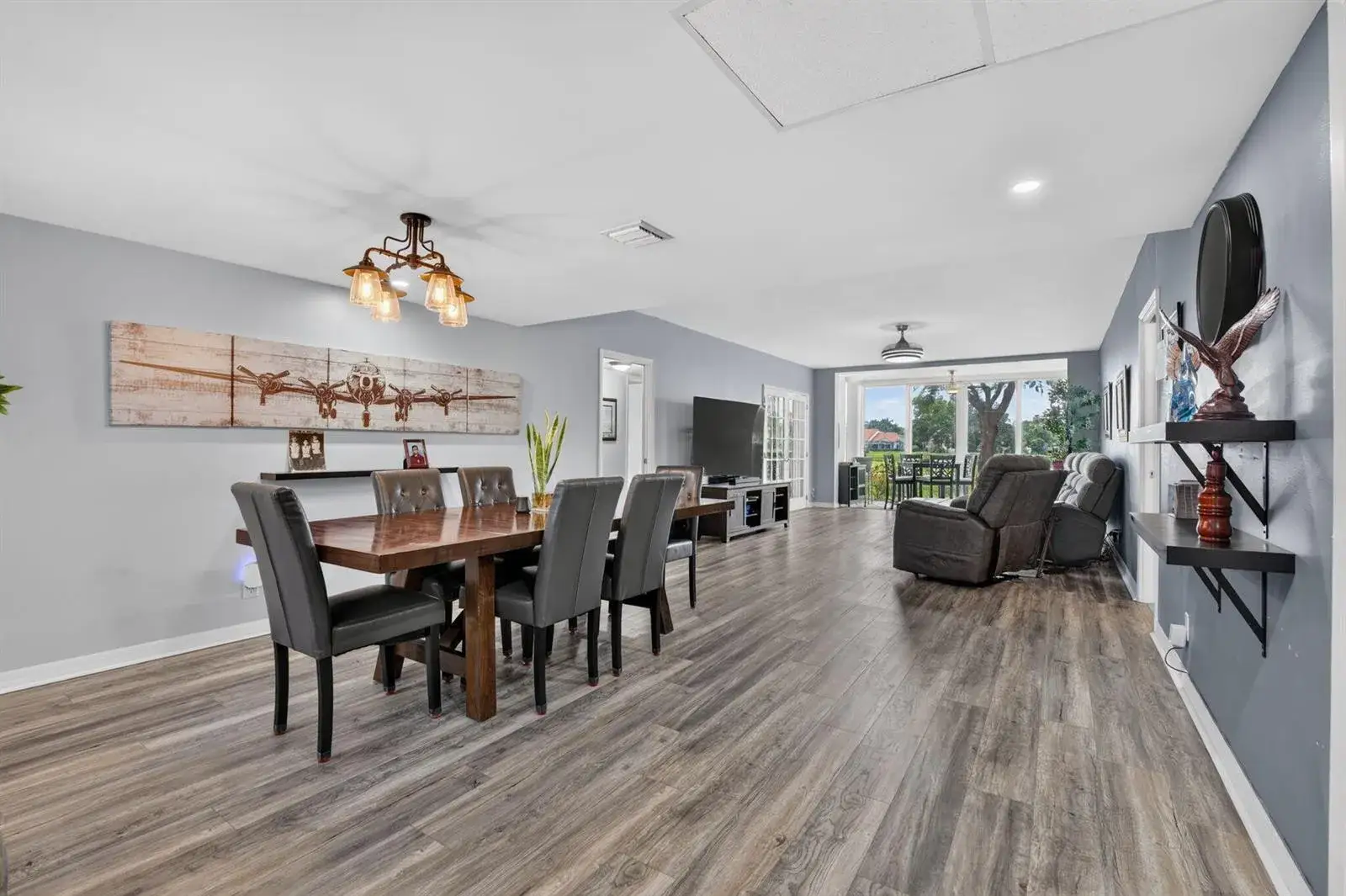 3960 Oaks Clubhouse # 110, Pompano Beach FL 33069