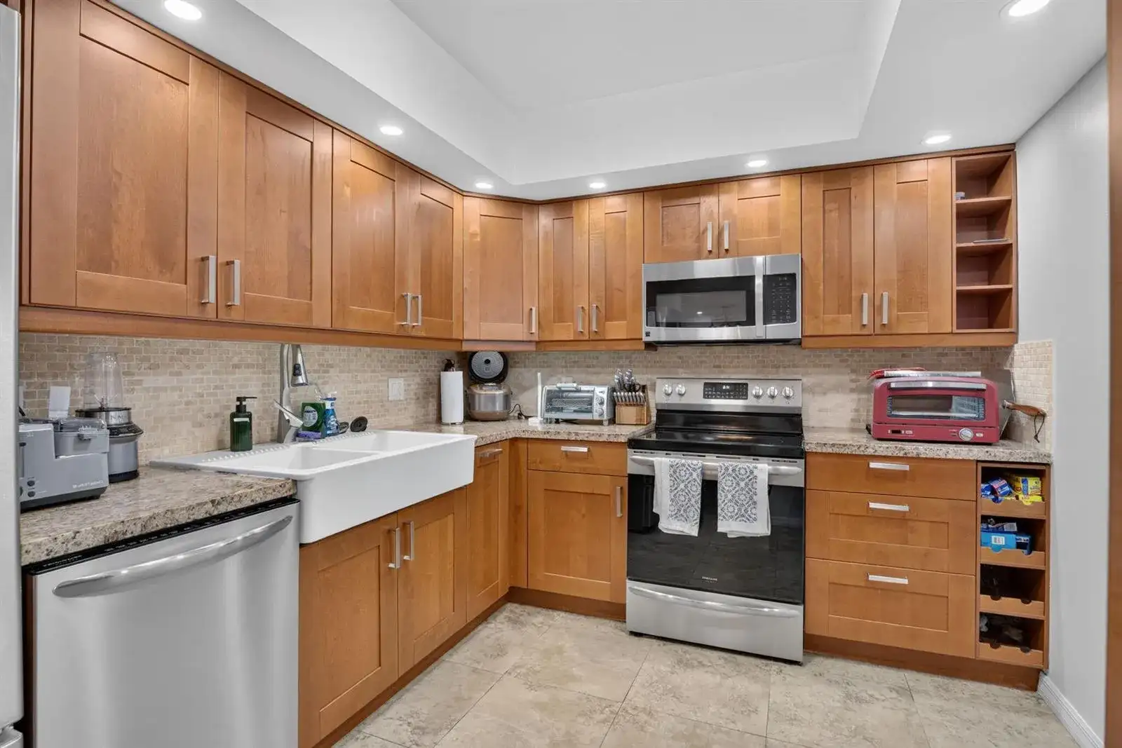 3960 Oaks Clubhouse # 110, Pompano Beach FL 33069 photo 4