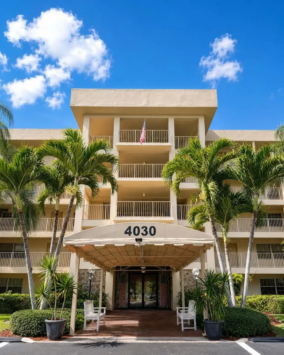 4030 W Palm Aire Drive # 206, Pompano Beach FL 33069