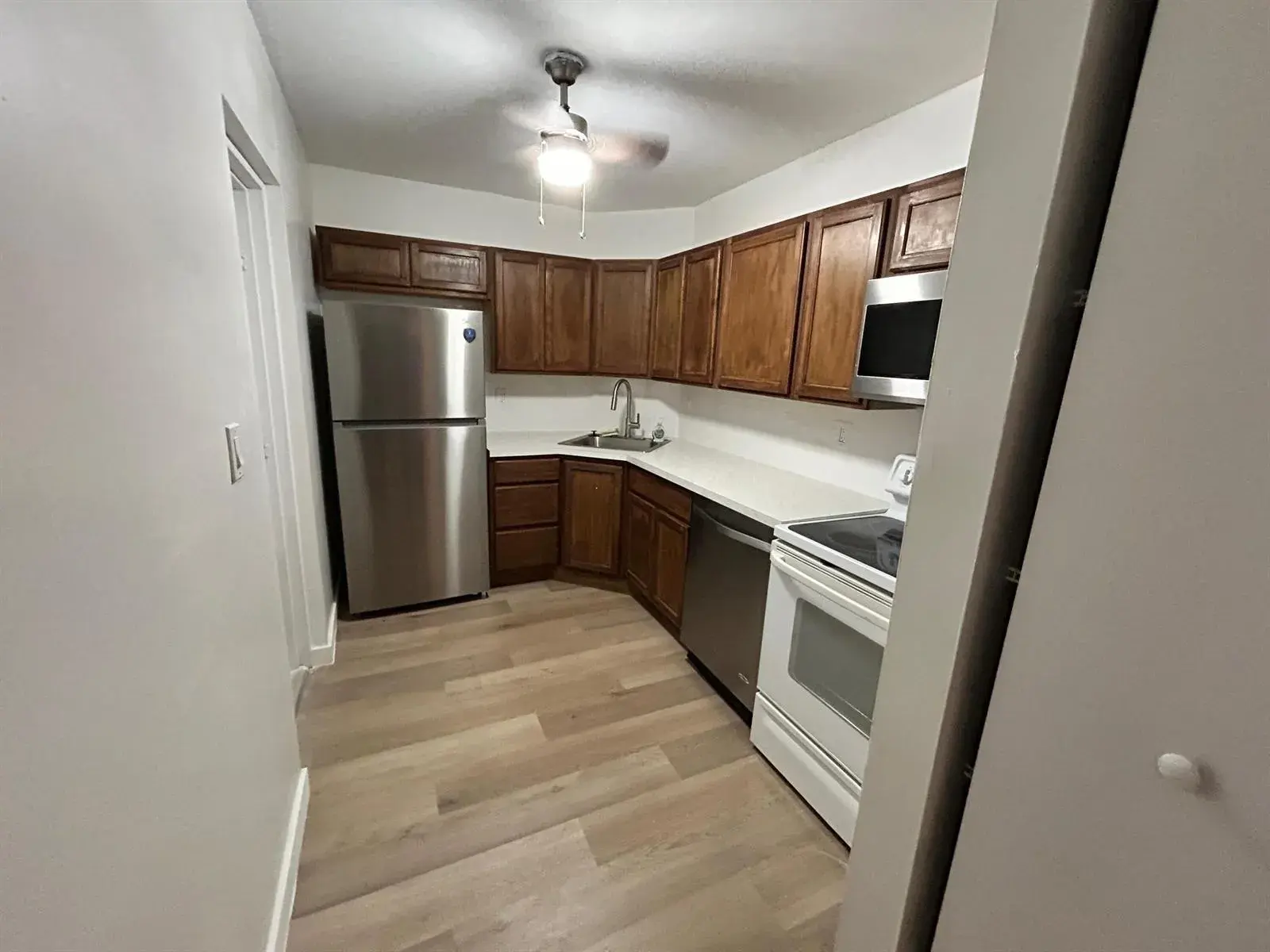3115 Oakland Shores Drive # E103, Oakland Park FL 33309 photo 3