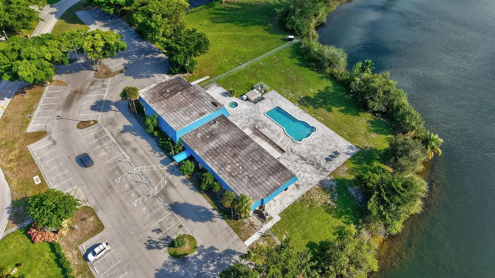 4741 NW 13th Avenue, Deerfield Beach FL 33064 photo 2