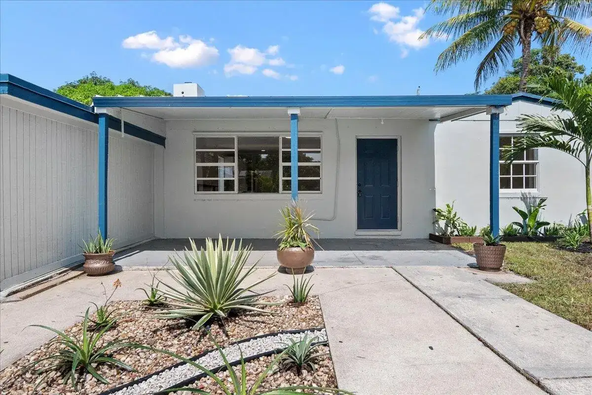 1306 S C Terrace, FL 33460 photo 3