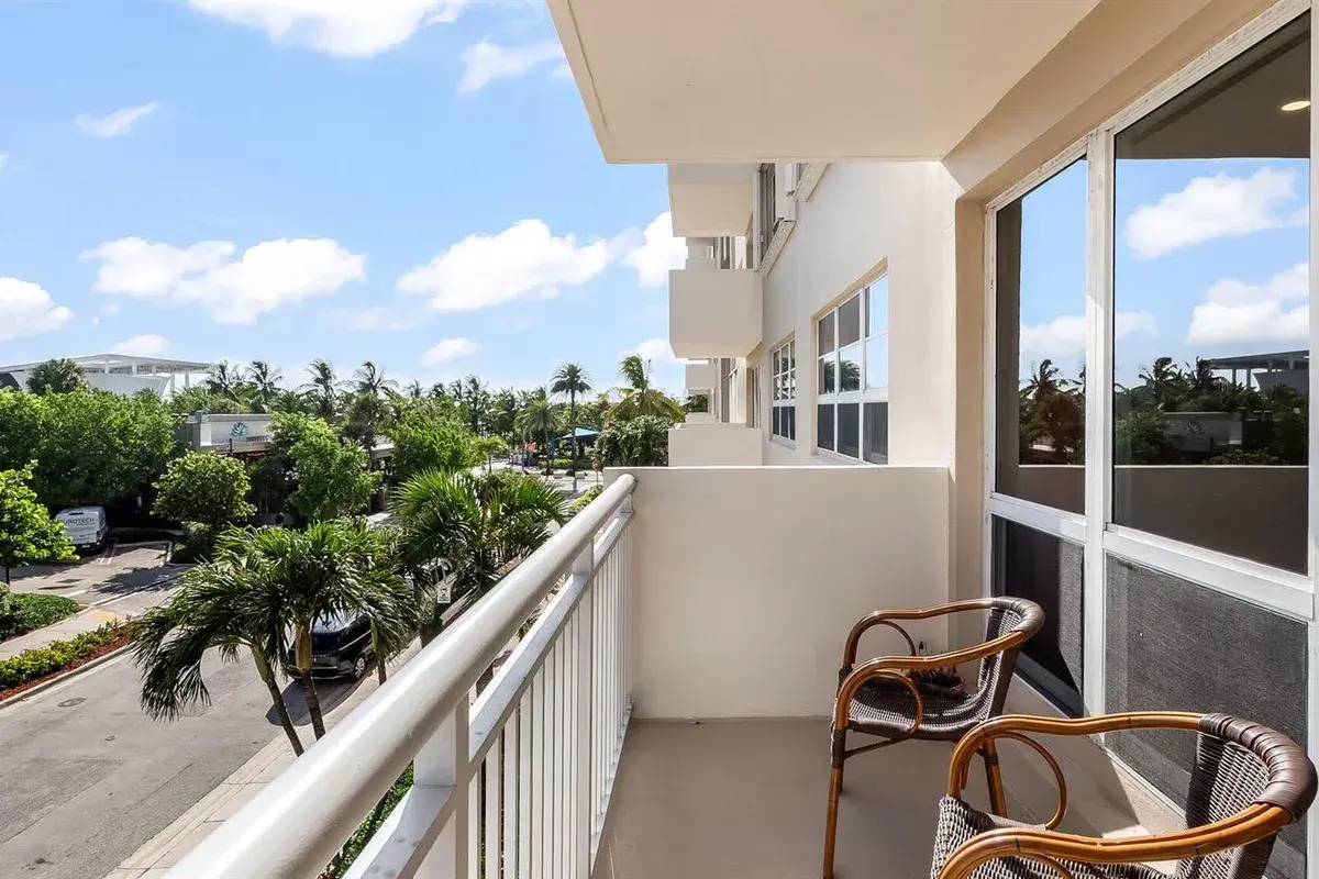 133 N Pompano Beach Boulevard # 204, Pompano Beach FL 33062