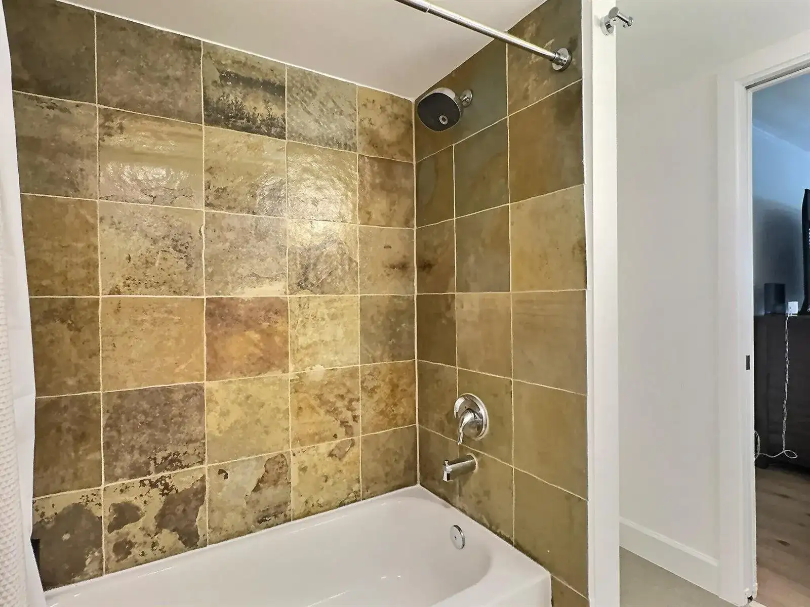 3017 N Oakland Forest Drive # 308, Oakland Park FL 33309 photo 3