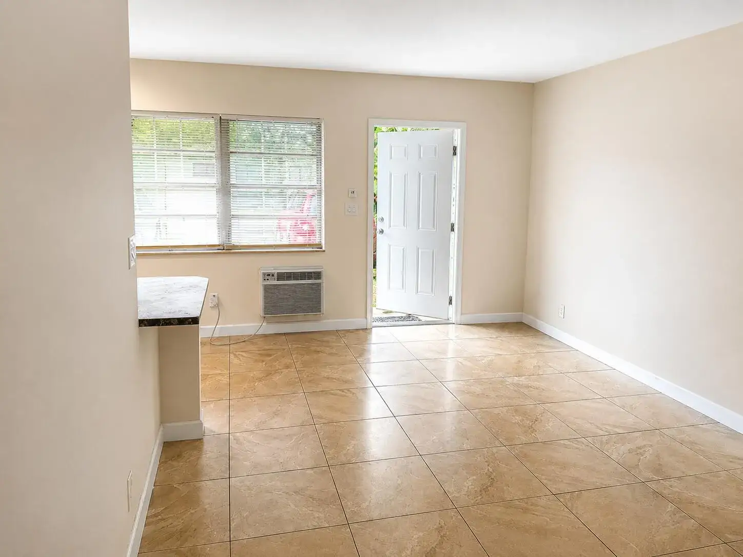 824 NE 16th Street # 828, Fort Lauderdale FL 33304