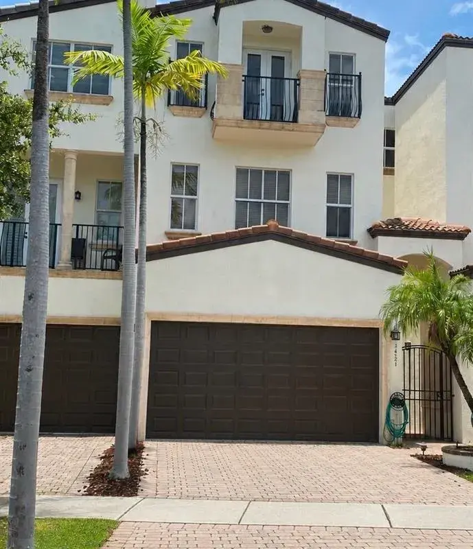1421 NE 26th Avenue, Fort Lauderdale FL 33304