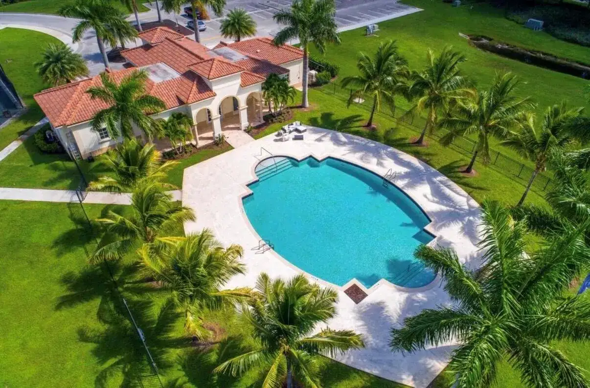 163 SE Via Lago Garda, Port St. Lucie FL 34952 photo 4